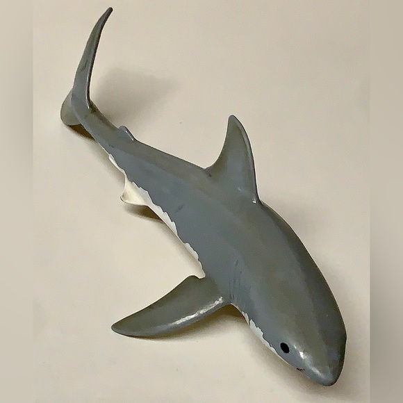 Vtg SCHLEICH Miniature Solid Hard Rubber Great White Shark Figurine Toy - Picture 4 of 16